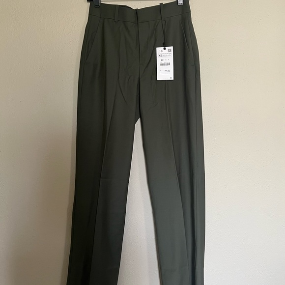Zara Trousers with Layered Pleated Skirt Set - 3 Pieces - Picture 10 of 15